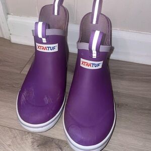 Girl’s Purple Xtratuf Boots